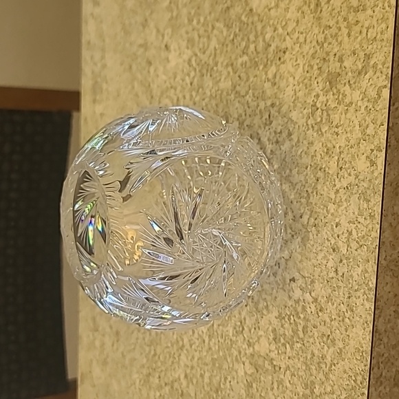 Crystal Rose Bowl "Pinwheel" Design Crystal Clear Industries, Poland, 24% Lead - Picture 2 of 9